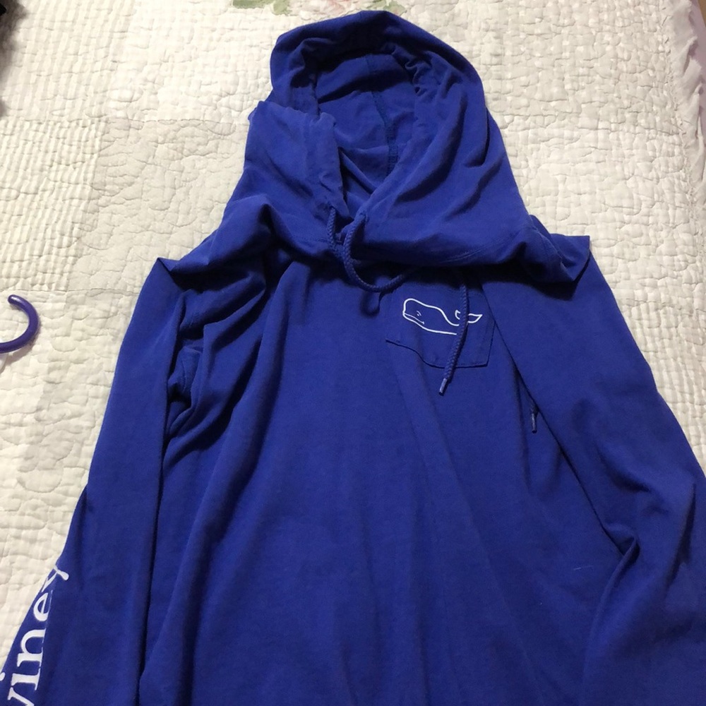 Vineyard Vines navy long sleeve with hoodie